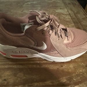 Nike Air Max  Pink women’s size 8